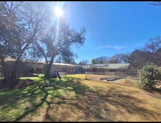 8 BEDROOM HOUSE FOR SALE IN MEYERTON CENTRAL